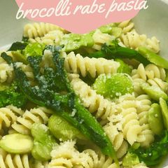 A picture of Fava beans and broccoli rabe pasta.
