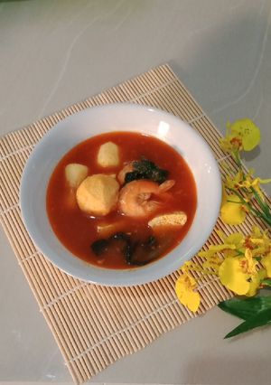 Foto resep Tomyam steamboat ala rumahan praktis enak banget