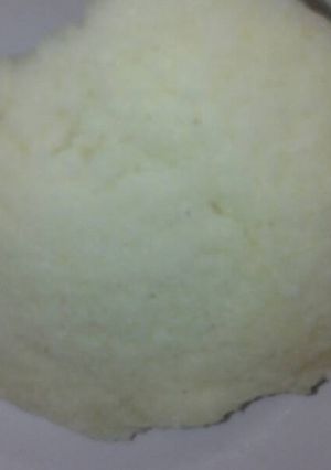 A picture of White ugali.