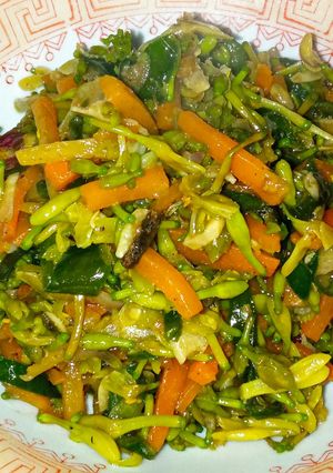 Foto resep Tumis Bunga Pepaya dan Wortel
