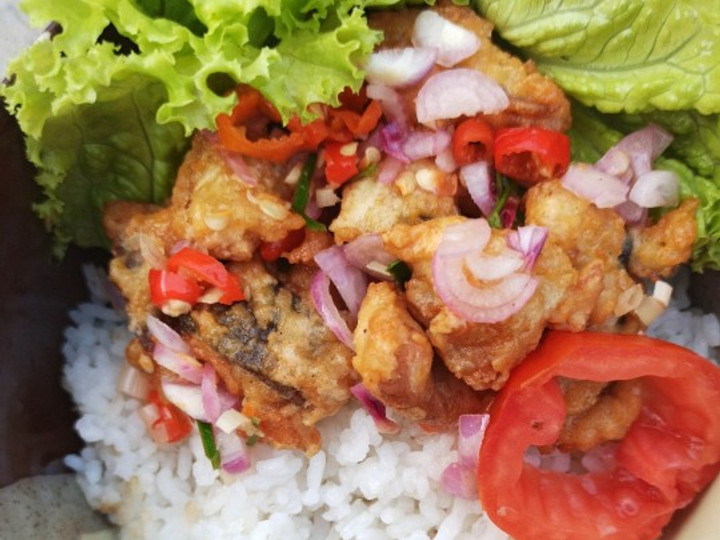 Resep Salmon crispy with sambal matah ricebowl yang Sempurna