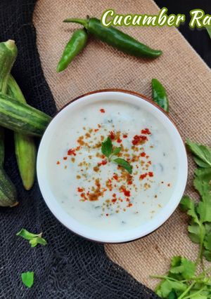 A picture of Cucumber raita.