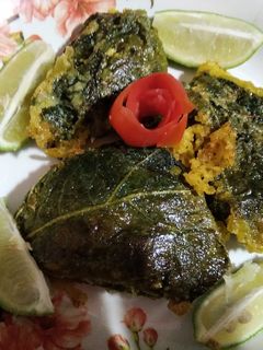 কুমড়ো পাতায় ভেটকি পাতুরি রেসিপির প্রধান ছবি