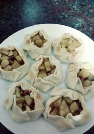 Una foto de Canastitas de manzana y nuez