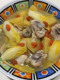 娃娃菜鳳梨🍍雞肉湯(電鍋料理) 的食譜成品照片