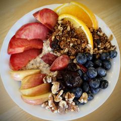 A picture of Oatmeal for Summer.