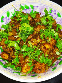 A picture of Cabbage Mutter Paneer.