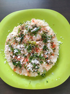 रवा ढोकळा (rava dhokla recipe in marathi) रेसिपी चे मुख्य फोटो