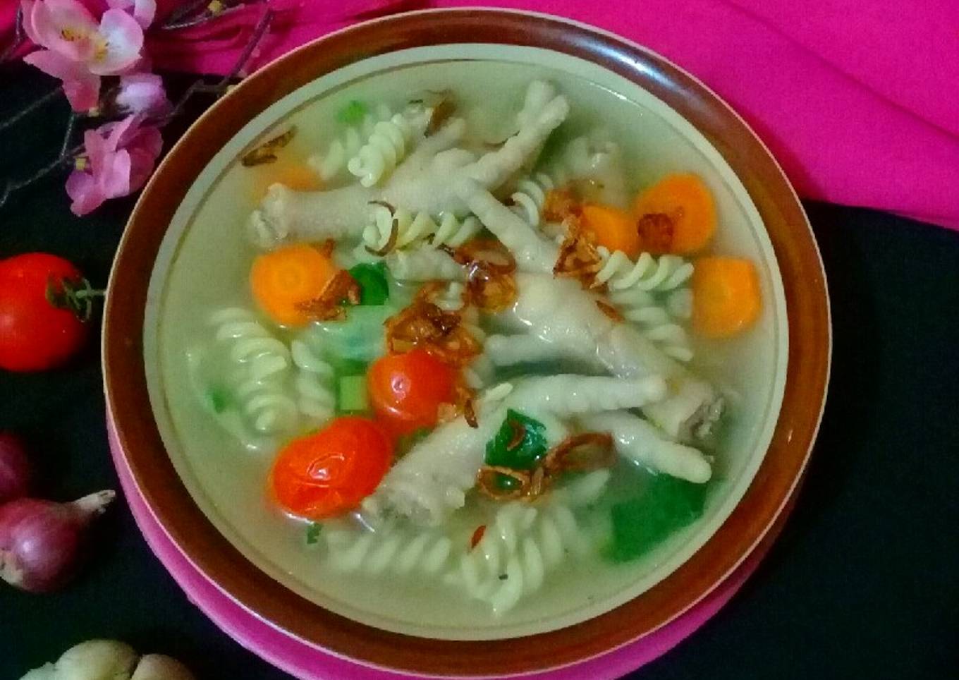Sup ceker makaroni Dan sayuran