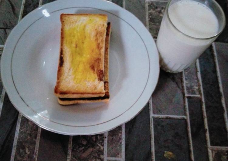 Roti bakar 😋