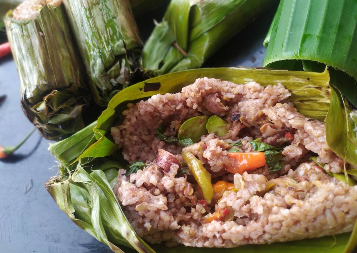 Nasi Merah Bakar Cumi Pete