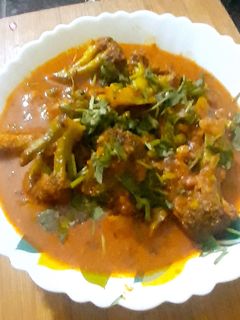ब्रोकोली की सब्जी (broccoli ki sabzi recipe in Hindi) रेसिपी मुख्य फोटो