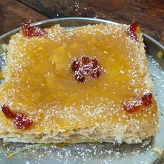 A picture of Mango Cake😋.