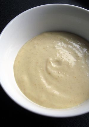 A picture of Hummus Dressing.