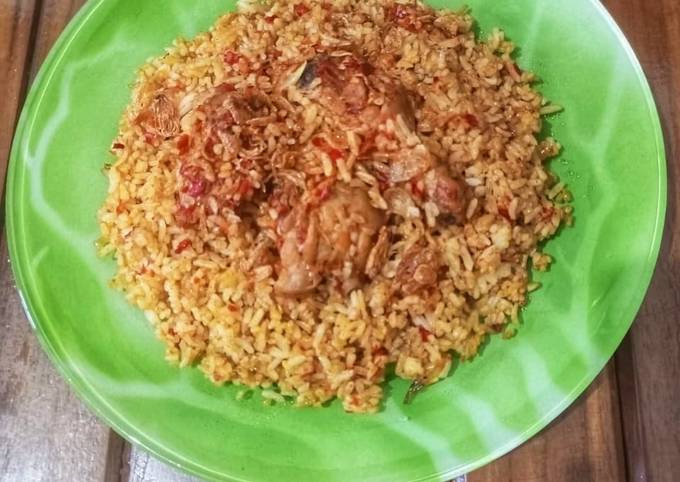 Resep Nasi Goreng Ayam Masak Cabai Terasi oleh Fitzaki Kitchen - Cookpad