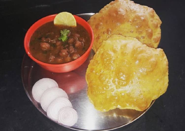 How to Prepare Appetizing Masala Chole Puri