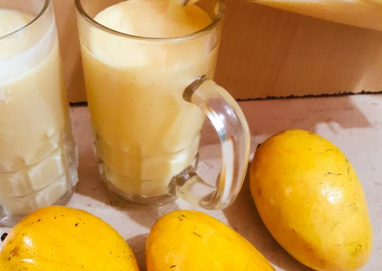 Simple Way to Make Any-night-of-the-week Mango Milkshake