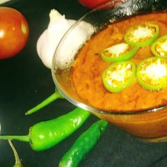 A picture of Bhune timatar ki chutney.