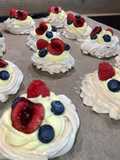 Mini pavlovas