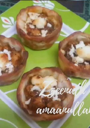 A picture of Baked Chicken Pizza Cups.