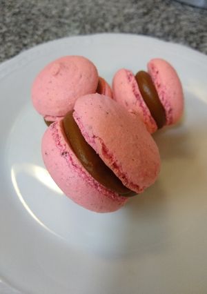 Una foto de Macarons rosa facilísimos