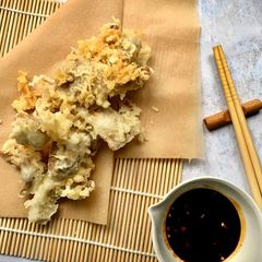 Vegetable tempura A picture of Vegetable tempura.