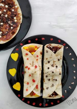 A picture of Sweet Tortilla Rolls.