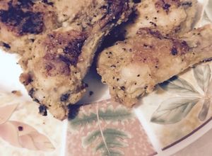 Una foto de Alitas horneadas crujientes de lemon pepper