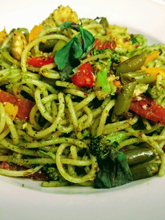 A picture of Spaghetti In Pesto.