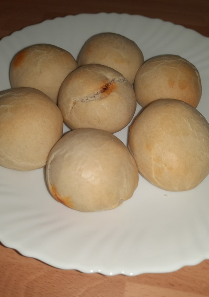 Una foto de Bollos de pan preñaos