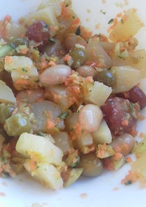 Una foto de Ensalada rápida para tupper o desayuno/cena. Apto celíacos y alérgicos.
