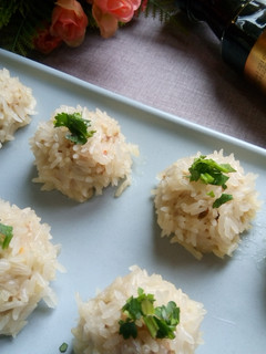 糯米珍珠丸子 的食譜成品照片