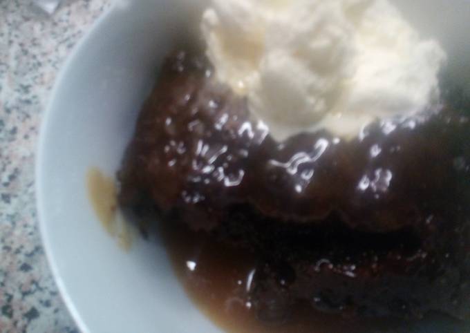 Recipe of Ultimate Sticky Toffee Pudding with Toffee Sauce