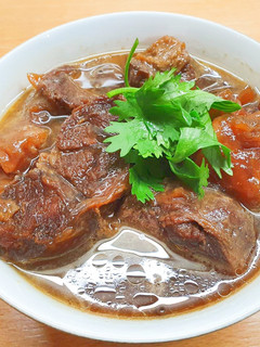 清宮御膳房紅燒牛肉湯 的食譜成品照片