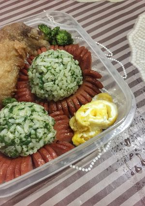 Foto resep Nasi Goreng Bayam (Bekal Anak)