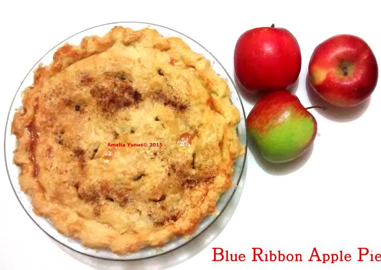 Cara Gampang Membuat &#34;Blue Ribbon&#34; Apple Pie Anti Gagal