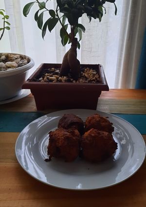 Una foto de Bolas de papas rellenas con queso