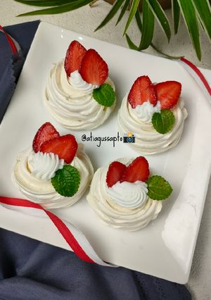 Foto resep Pavlova (766)