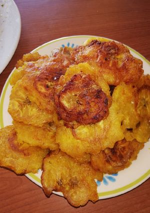 Una foto de Tostones maduros