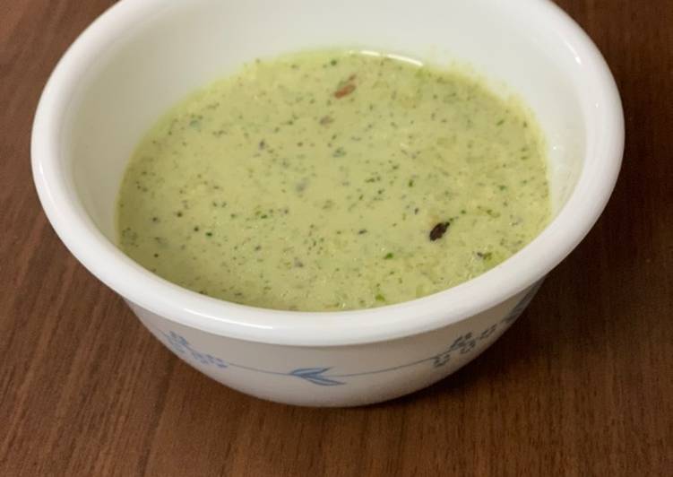 Green coconut chutney