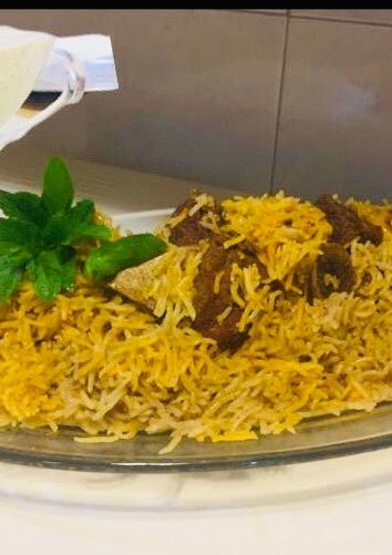 A picture of Motton yakni pulao.