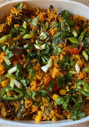 A picture of Leftover rice patra(colocasia).