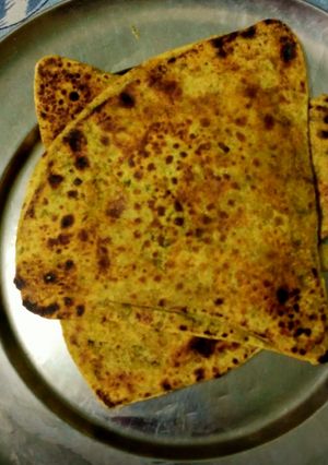 A picture of Masala paratha.