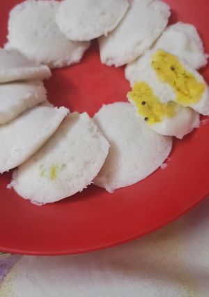 स्टफ्ड इडली (Stuffed idli recipe in Hindi) रेसिपी मुख्य फोटो