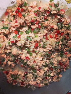 Una foto de Ceviche de salmón