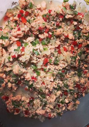 Una foto de Ceviche de salmón