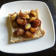 A picture of Fried bananas.