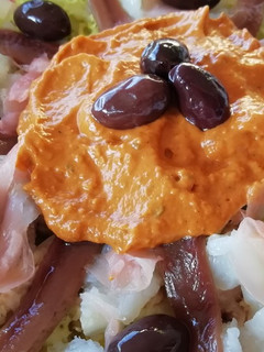 Una foto de Ensalada Xató