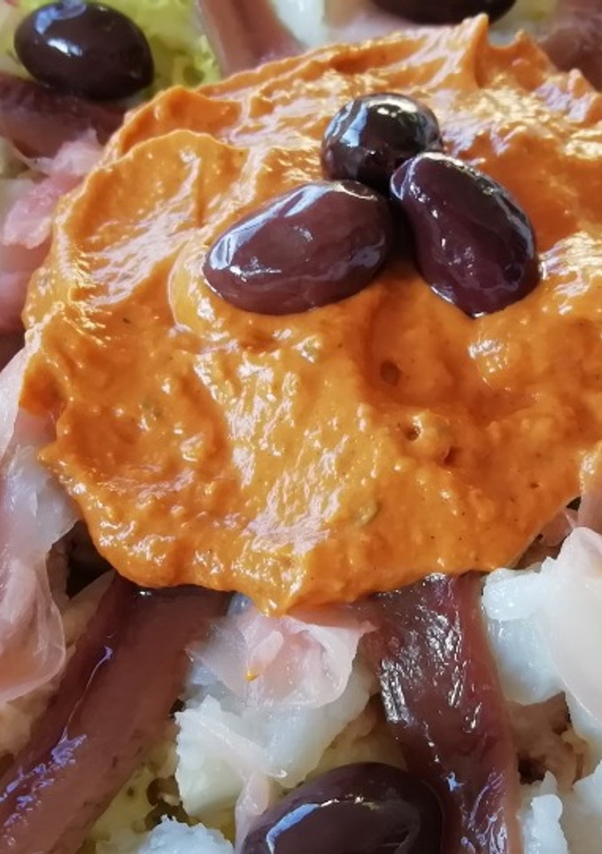Una foto de Ensalada Xató