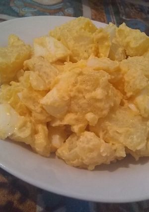 Una foto de Ensalada de papa de mamá